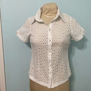 Isabel eyelets button down short sleeves shirt size Large